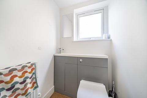 30 Stratton Road, Swindon, SN1 2PR