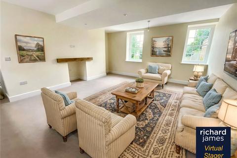 4 bedroom end of terrace house for sale, High Street, Chiseldon, Wiltshire, SN4