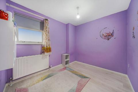 110 Holbein Close, Grange Park, Swindon, SN5 6DU