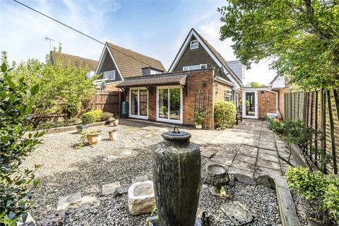 13 Fairlawn, Swindon, SN3 6ET
