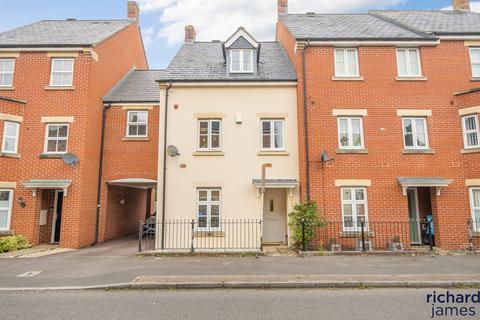 3 bedroom terraced house for sale, Pioneer Road, Swindon, Wiltshire, SN25