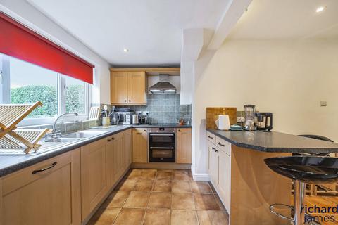 14 Brynards Hill, Wootton Bassett, Swindon, SN4 7ER