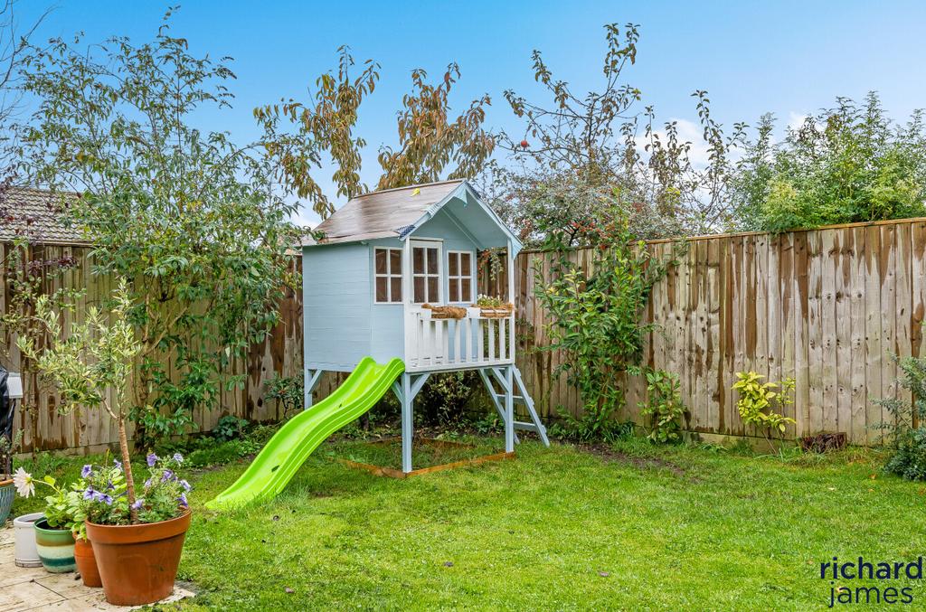 8bdd4354-d250-4ae...