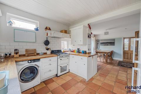The Old Pike House, 65 Station Road, Purton, Swindon, SN5 4AJ