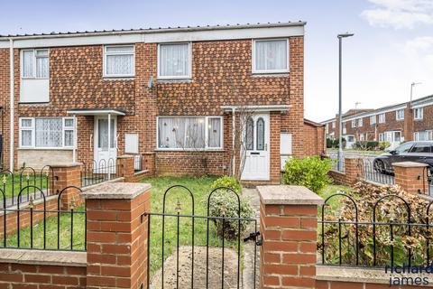 3 bedroom end of terrace house for sale, Eliot Close, Liden