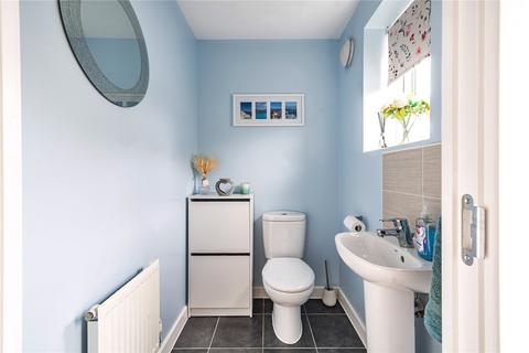 15 Course Meadow, Purton, Swindon, SN5 4GL