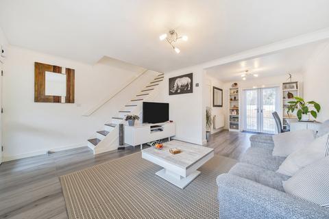 11 Anglesey Close, Westlea, Swindon, SN5 7DX