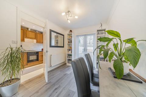 11 Anglesey Close, Westlea, Swindon, SN5 7DX