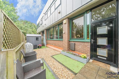 Flat 16, Dauntsey House Bentham Close, Westlea, Swindon, SN5 7FR
