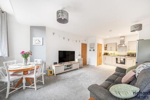 Flat 16, Dauntsey House Bentham Close, Westlea, Swindon, SN5 7FR