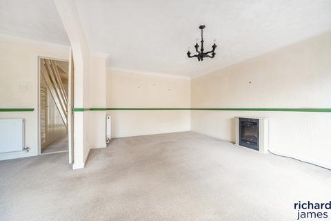 7 Stubsmead, Eldene, Swindon, SN3 3TA