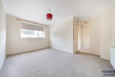 7 Stubsmead, Eldene, Swindon, SN3 3TA