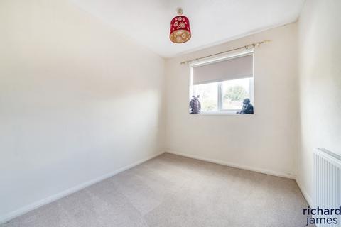 7 Stubsmead, Eldene, Swindon, SN3 3TA