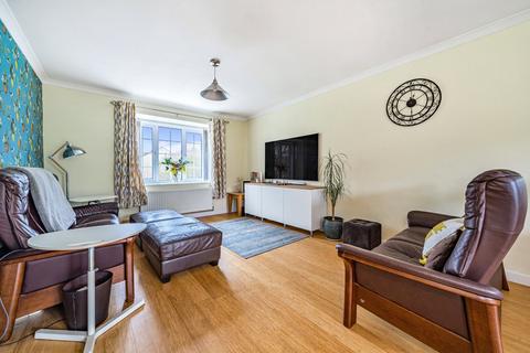 7 The Forum, Westlea, Swindon, SN5 7DQ