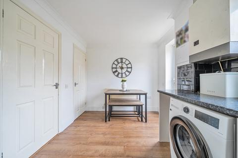 14 Carman Close, Swindon, SN3 4XU