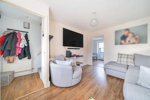 14 Carman Close, Swindon, SN3 4XU