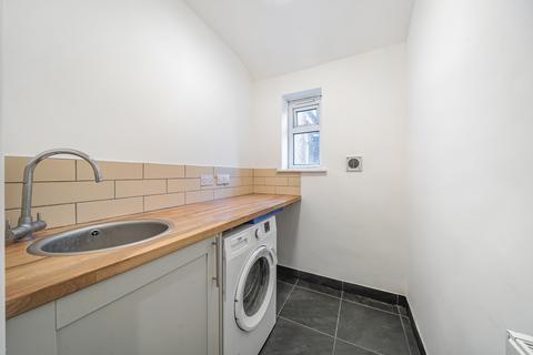 3 bedroom terraced house for sale, Manchester Road, SN1