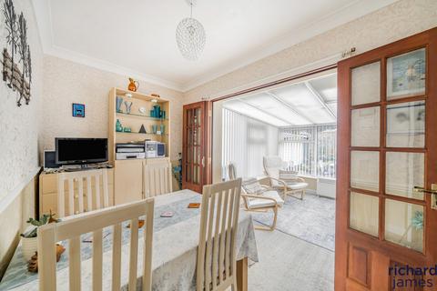 17 Avonmead, Greenmeadow, Swindon, SN25 3NU