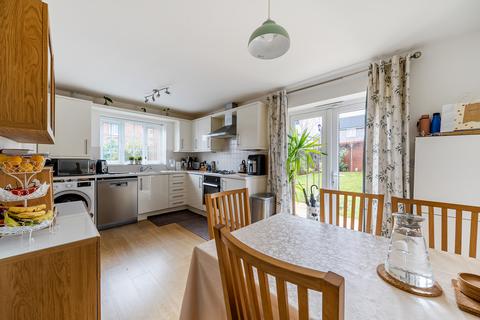 3 bedroom end of terrace house for sale, Windmill Road, Royal Wootton Bassett, SN4