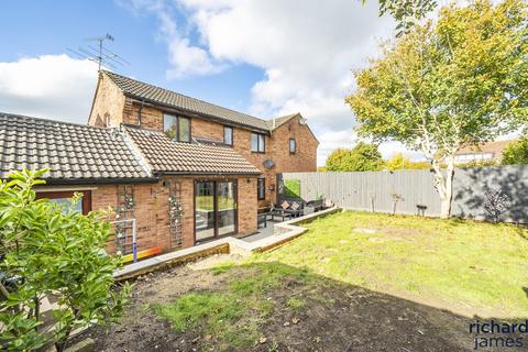 3 bedroom semi-detached house for sale, Alpine Close, Shaw, Swindon, SN5