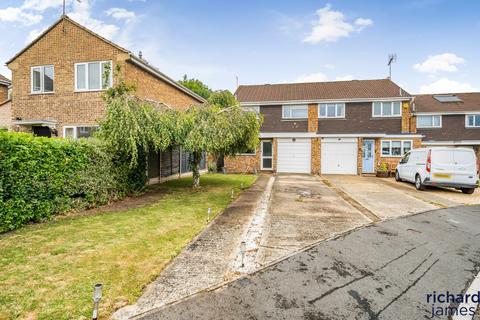 8 Harrow Close, Stratton St Margaret, Swindon, SN3 4QD