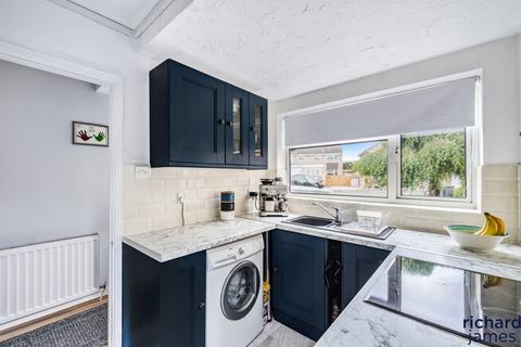 8 Harrow Close, Stratton St Margaret, Swindon, SN3 4QD