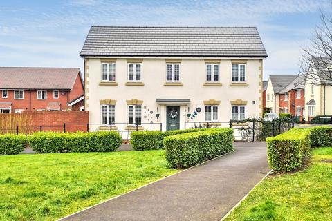 4 bedroom detached house for sale, Ampthill Way, Faringdon, SN7 7LE