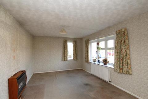 2 bedroom detached bungalow for sale, Orchard Way, Market Rasen LN8