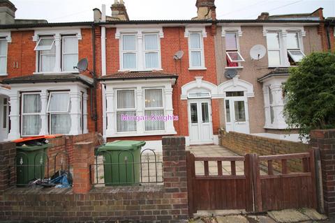 4 bedroom terraced house for sale, Manor Park E12