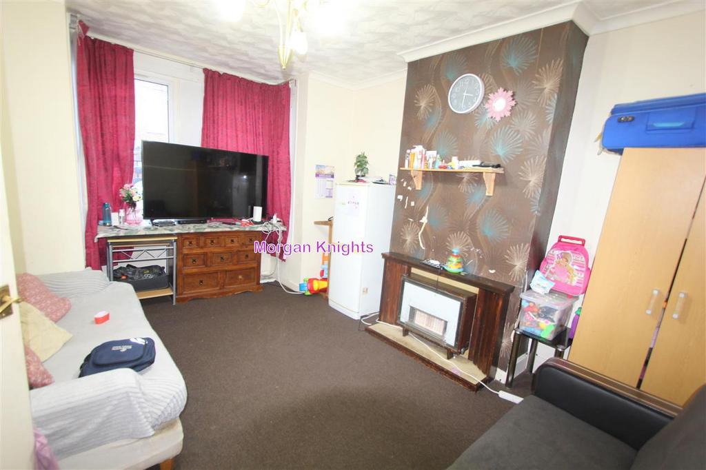Living Room: