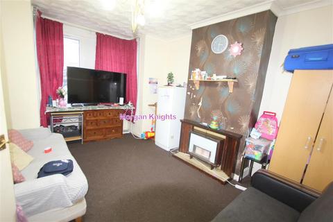 4 bedroom terraced house for sale, Manor Park E12