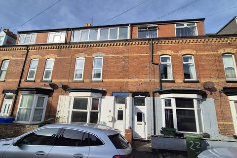 5 bedroom terraced house for sale, Clarence Road, Bridlington, YO15 2QX