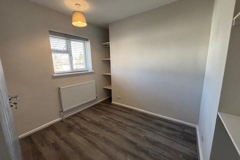 4 bedroom end of terrace house to rent, Pawsons Road, Croydon CR0