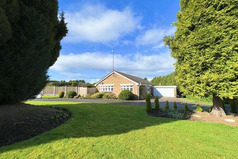 2 bedroom detached bungalow for sale, Drayton Road, Belbroughton