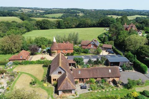 4 bedroom detached house for sale, Little Trodgers Lane, Mayfield, TN20