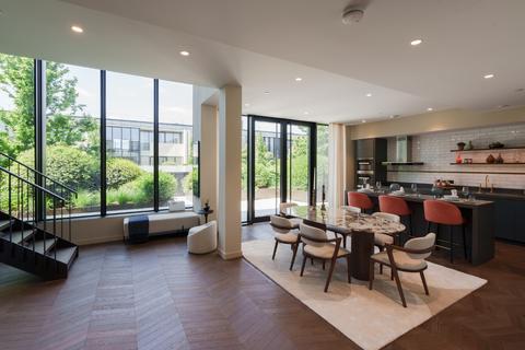 3 bedroom apartment for sale, Boiler House at Battersea Power Station, Battersea, SW11