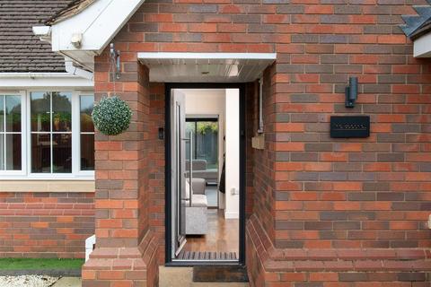 18a Dingle Road, Pedmore, Stourbridge, DY9 0RS