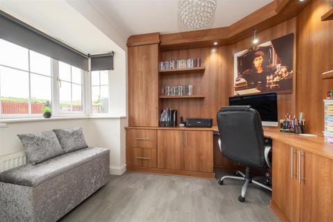 18a Dingle Road, Pedmore, Stourbridge, DY9 0RS
