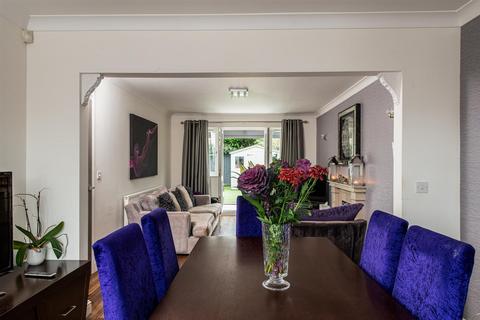 18a Dingle Road, Pedmore, Stourbridge, DY9 0RS