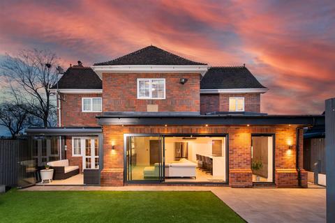 18a Dingle Road, Pedmore, Stourbridge, DY9 0RS