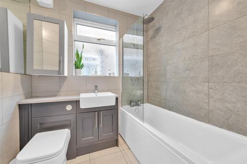 58 Mill Vale, Bromley, BR2 0EW
