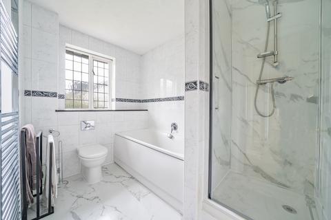 212a Leesons Hill, Chislehurst, BR7 6QH