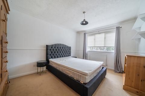 212a Leesons Hill, Chislehurst, BR7 6QH