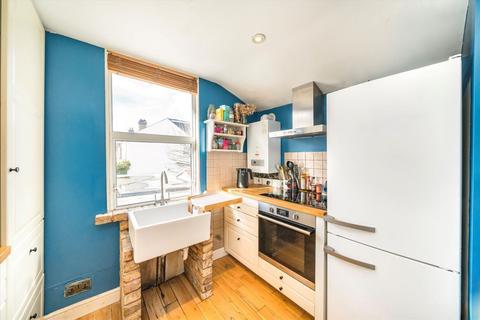 1 bedroom flat for sale, Haydons Road, London SW19