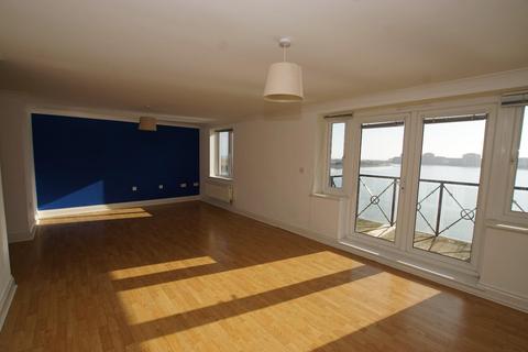 2 bedroom flat for sale, Macquarie Quay, Eastbourne BN23