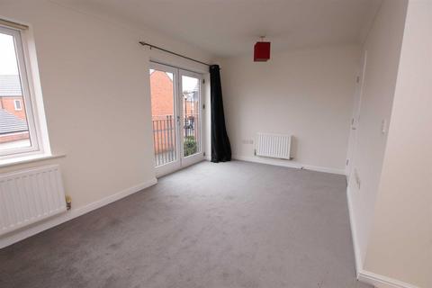 2 bedroom flat to rent, Vaughan Road, Timperley, Altrincham