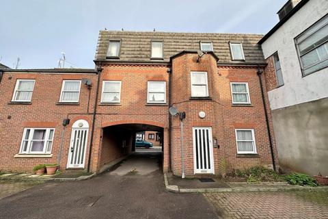 Studio to rent,  Gainsborough Court  Waterloo Street, King's Lynn PE30