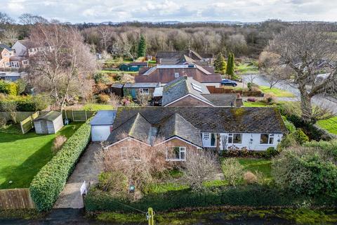 4 bedroom detached bungalow for sale, Bridge Drive, Chester CH3