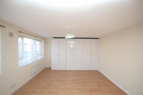 2 bedroom flat to rent, Kinian Court, Scarle Road, Wembley, Middlesex HA0