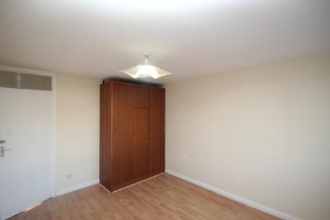 2 bedroom flat to rent, Kinian Court, Scarle Road, Wembley, Middlesex HA0